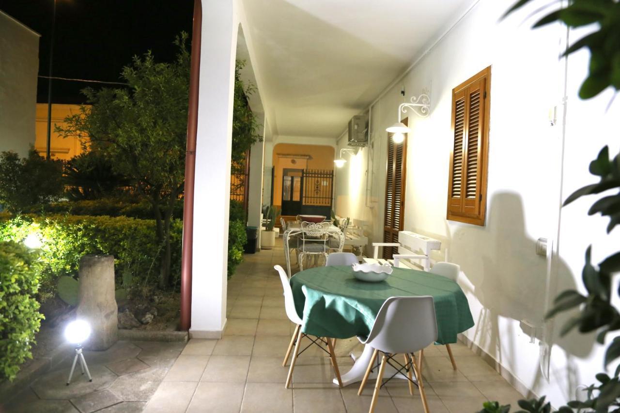 B&B Viro Campi Salentina Екстер'єр фото