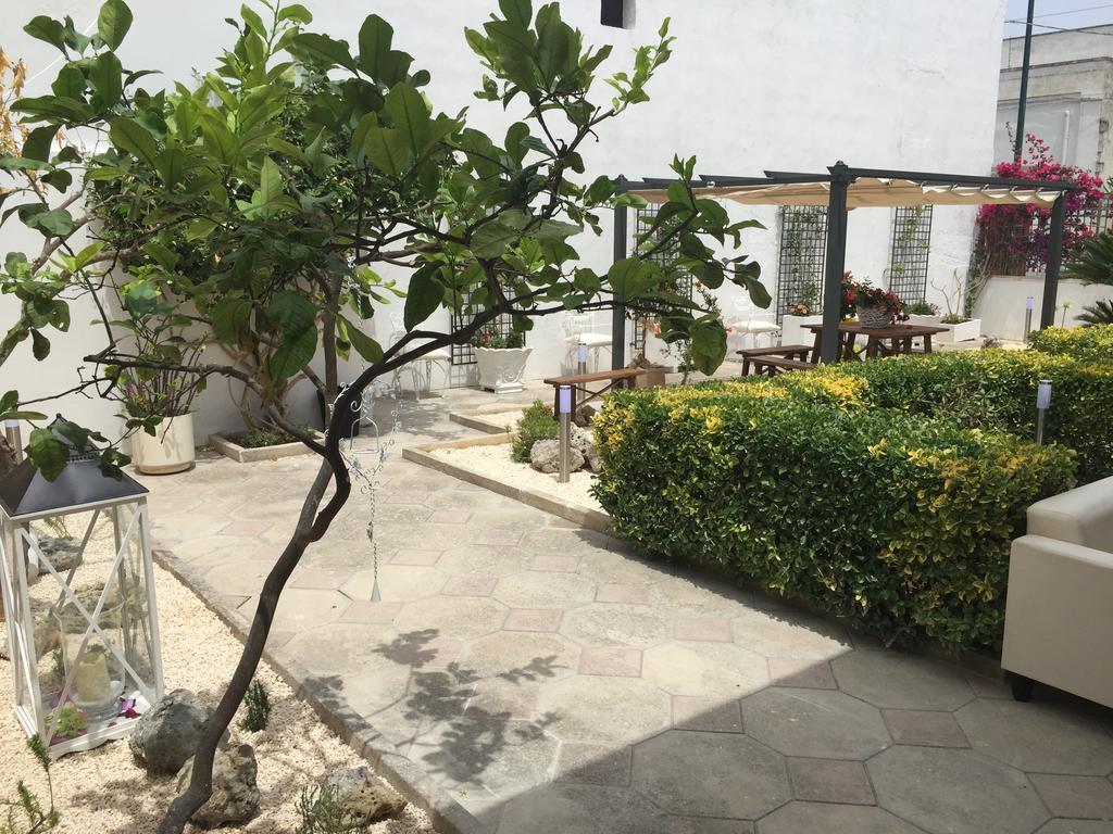 B&B Viro Campi Salentina Екстер'єр фото